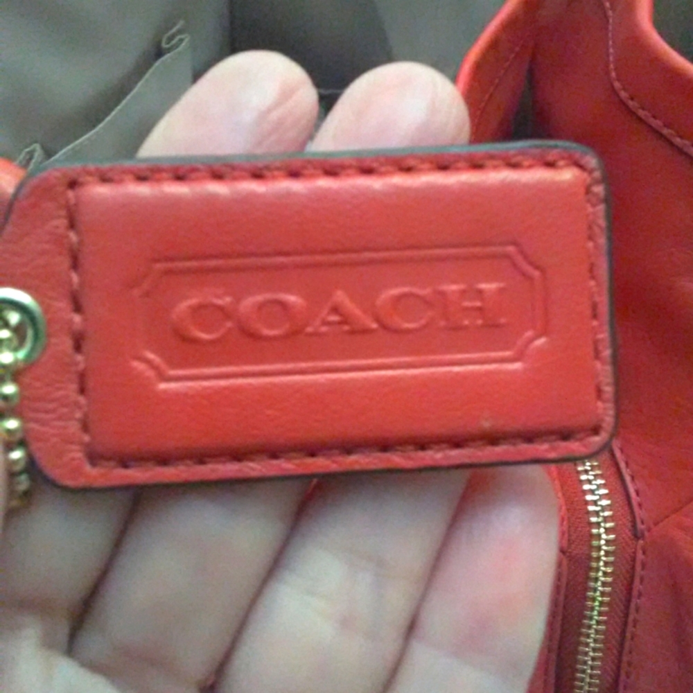 BNWOT COACH MADISON PHOEBE TWIST LEATHER (14 X 11.5 X 5.5) GIFT - Picture 3 of 16